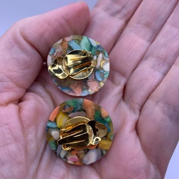 Vintage Confetti Lucite Clip-On Earrings - Picture 2 of 4